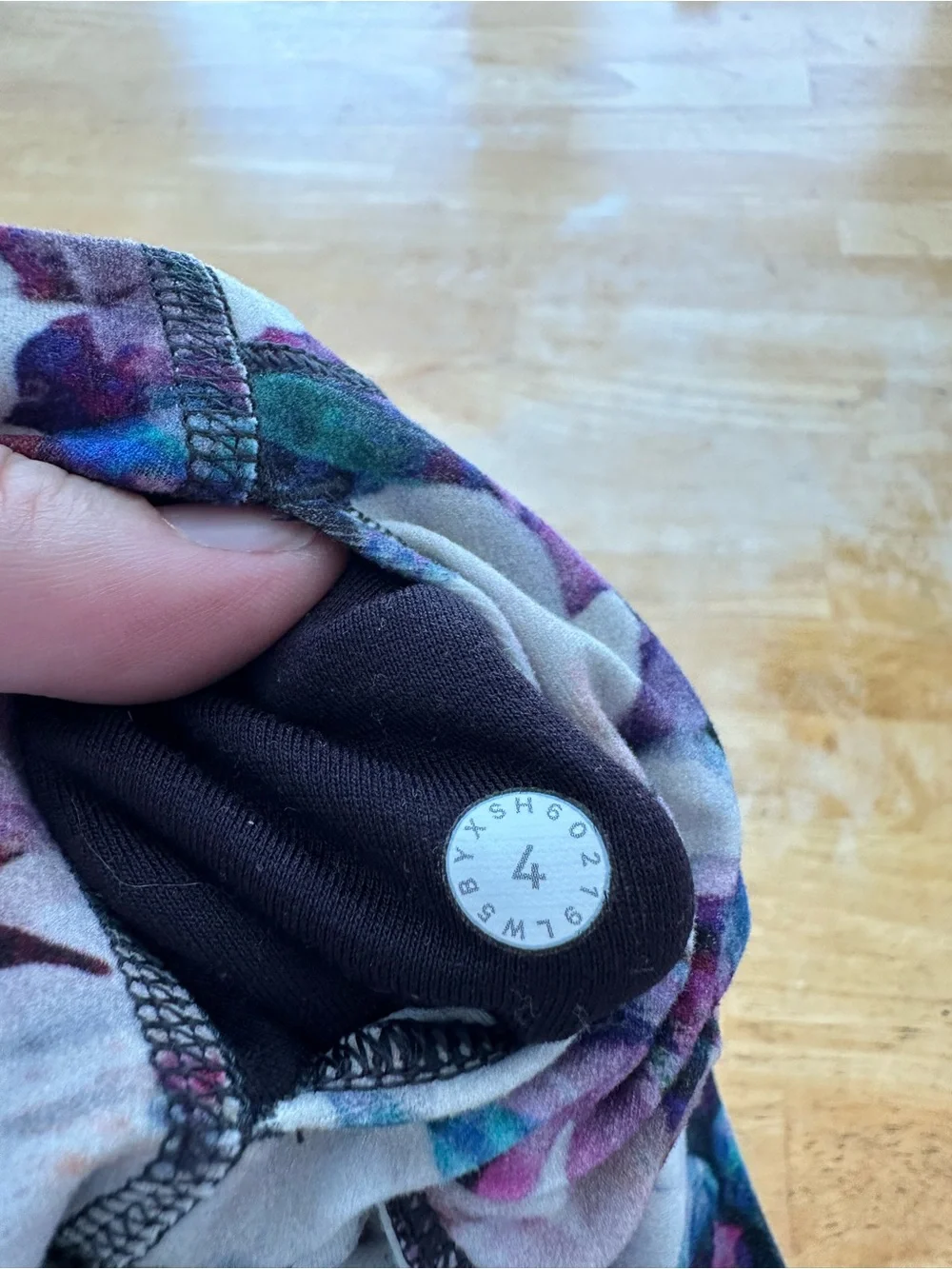 Lululemon leggings size 4